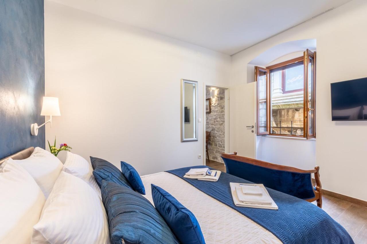 Deluxe Apartments Muse Split Bagian luar foto