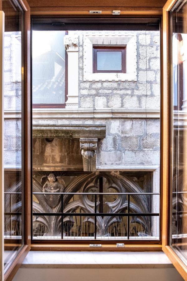 Deluxe Apartments Muse Split Bagian luar foto